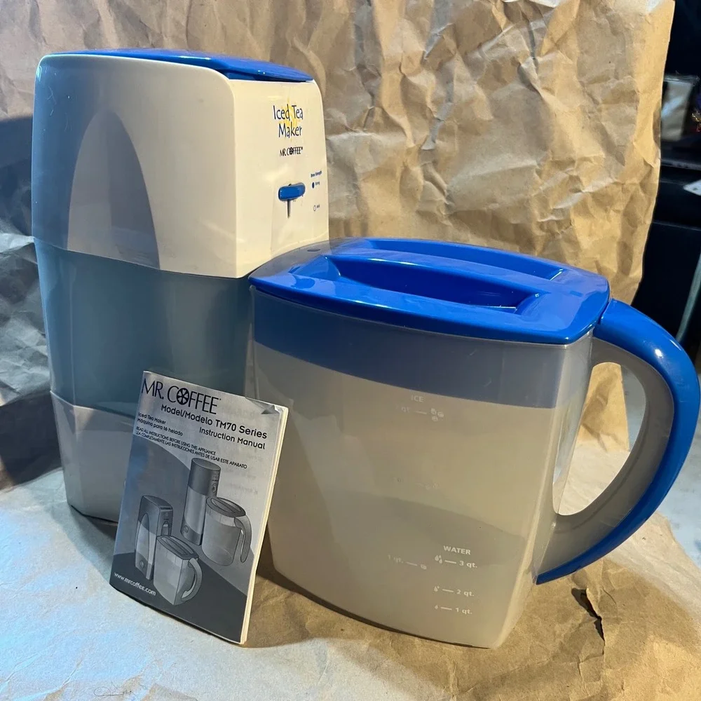 Mr. Coffee 3 Qt Iced Tea Maker White Blue TM70 Series Adjustable Brew Strength